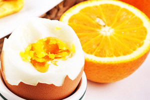 Диета на яйцах и апельсинах  - еще один эффективный метод