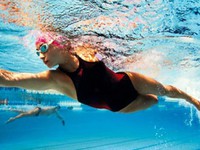 Плавание помогает похудеть